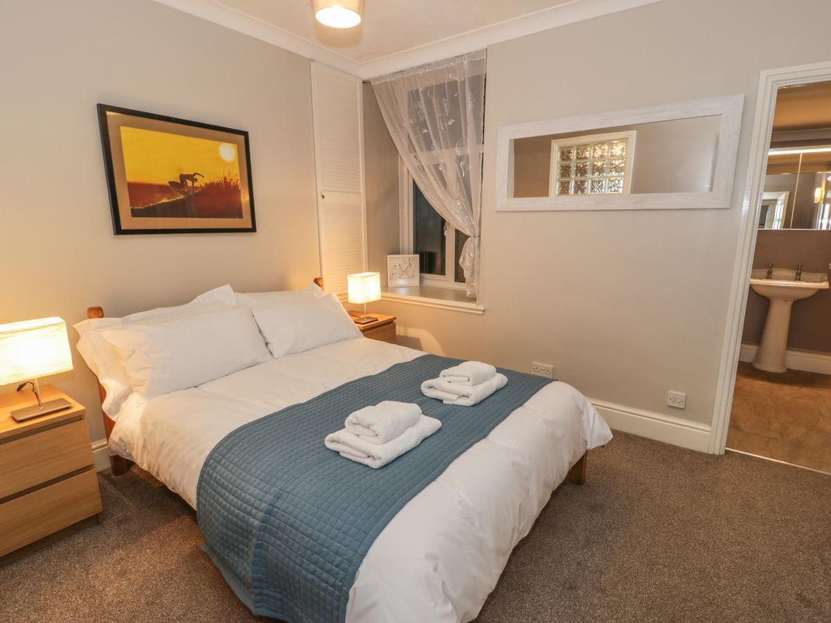 Seaview Apartment Barmouth Exterior foto
